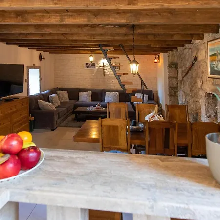 Gorgeous In 펜션 Metković