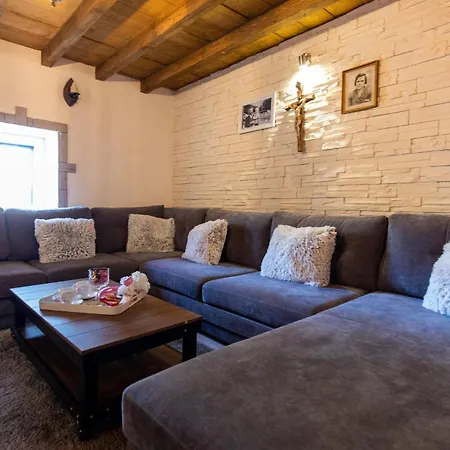 Gorgeous In Metković