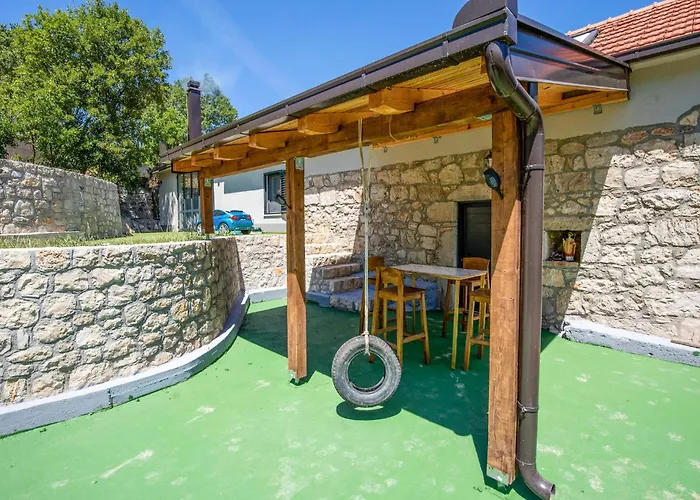 Gorgeous In Nyaraló