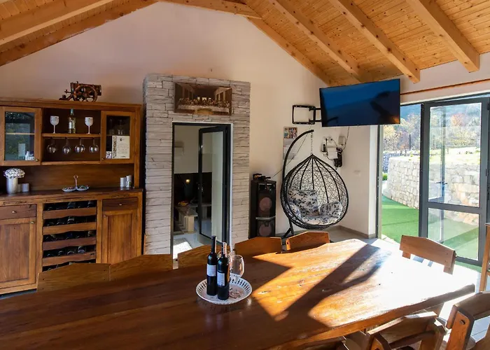 Nyaraló Gorgeous In