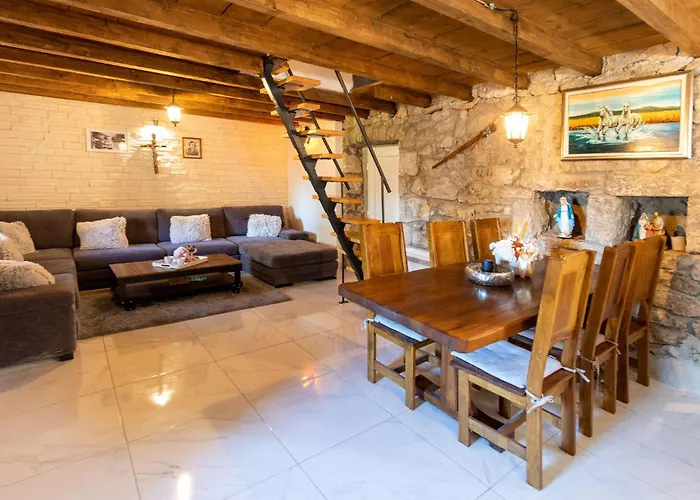 Gorgeous In Metković